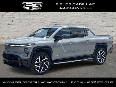 Used 2025 Chevrolet Silverado EV RST image 1