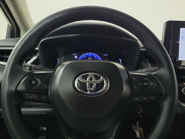 Used 2026 Toyota Corolla LE FWD image 23