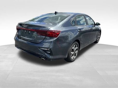 Certified 2021 Kia Forte LXS FWD image 8