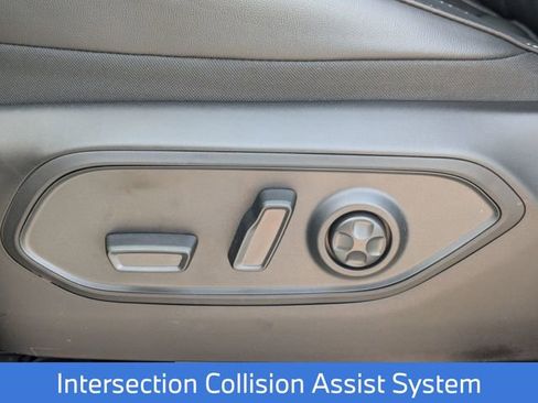 New 2025 Jeep Grand Cherokee Limited w/ Luxury Tech Group II image 17