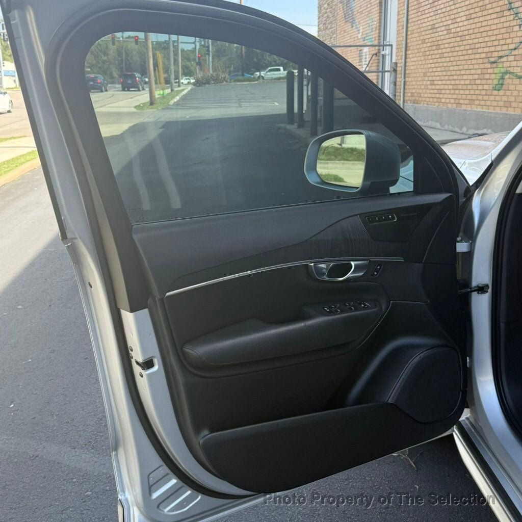 Used 2020 Volvo XC90 T6 Momentum AWD/4WD image 16