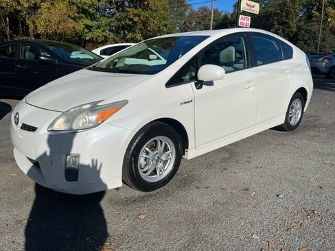 Used 2010 Toyota Prius Two image 1