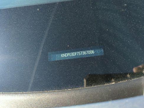 Certified 2025 Kia Sportage LX image 6