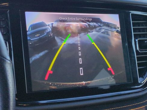 Used 2023 Dodge Durango R/T w/ Hemi Orange Plus Package image 37