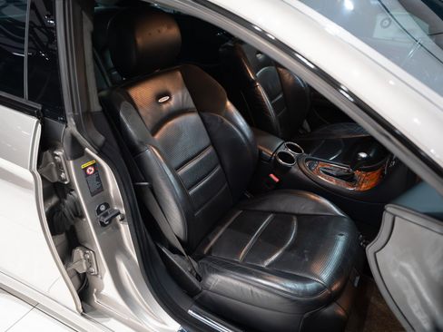 Used 2006 Mercedes-Benz CLS 55 AMG image 24