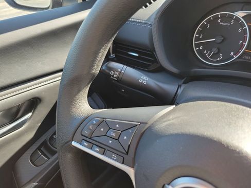 Used 2024 Nissan Sentra SV image 23