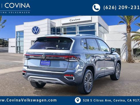 New 2025 Volkswagen Taos SE image 7