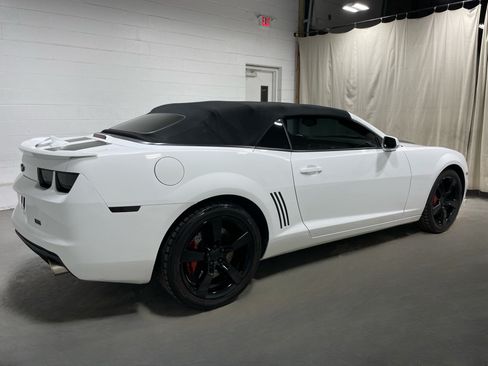 Used 2012 Chevrolet Camaro SS RWD image 4