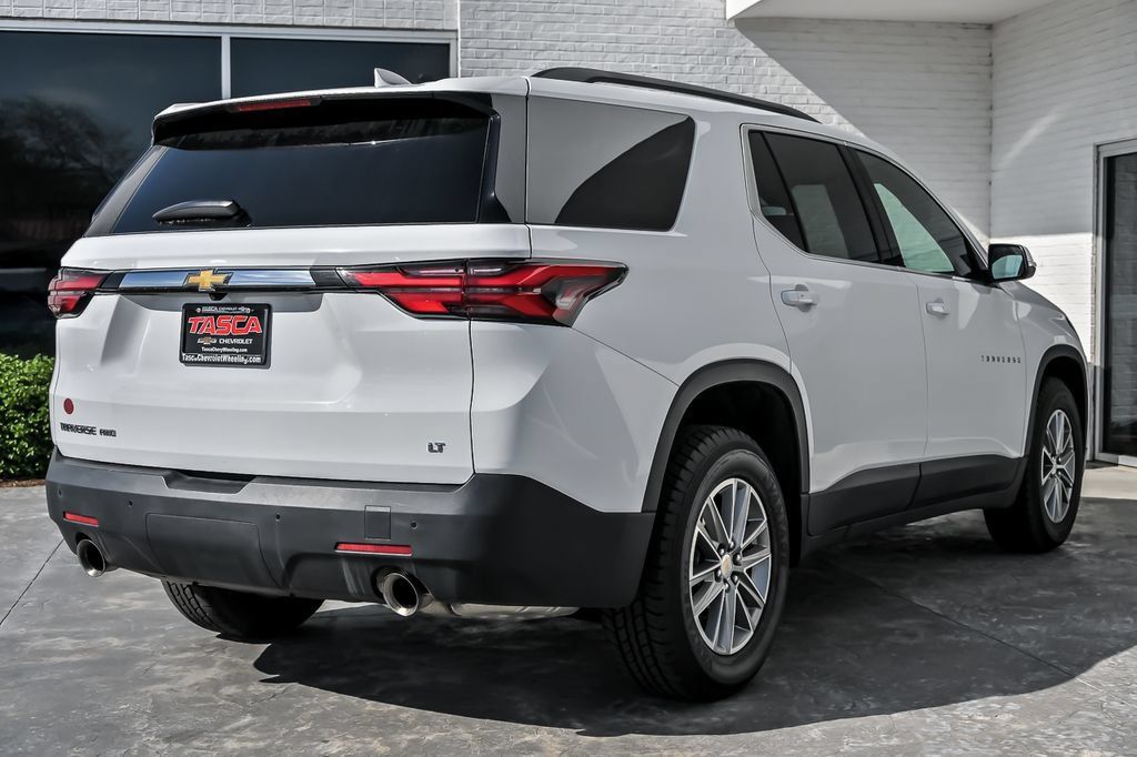 Used 2023 Chevrolet Traverse LT AWD/4WD image 10