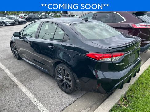 Used 2023 Toyota Corolla SE FWD image 4