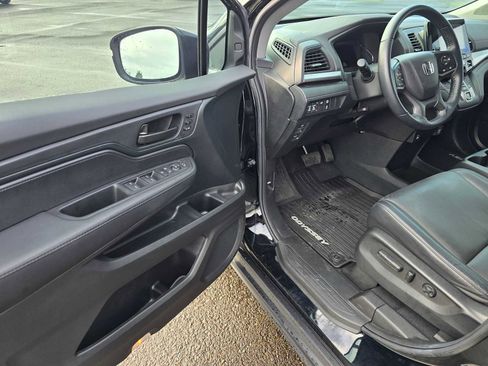 Used 2023 Honda Odyssey EX-L image 22