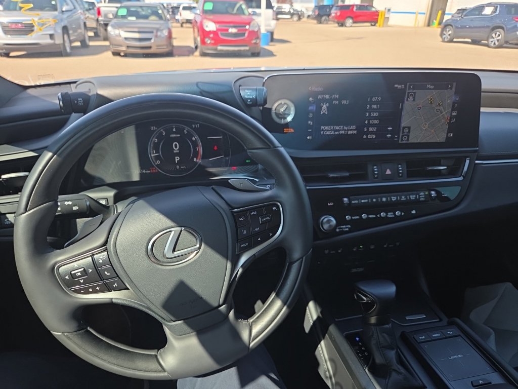 Used 2022 Lexus ES 350 Ultra Luxury FWD image 17