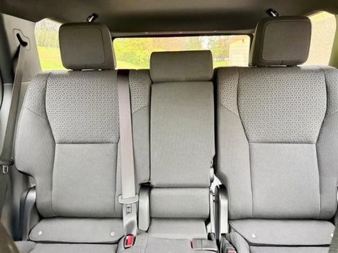 New 2025 Toyota 4Runner SR5 image 18