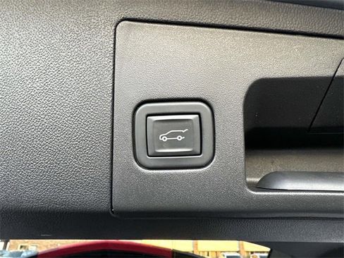 Certified 2023 Cadillac XT5 Luxury image 75