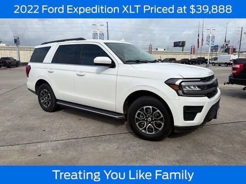 Certified 2022 Ford Expedition XLT AWD/4WD image 1