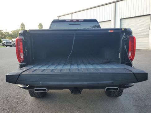 Used 2024 GMC Sierra 1500 Denali w/ Denali Reserve Package AWD/4WD image 9