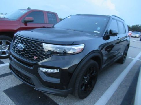 Used 2023 Ford Explorer ST w/ Equipment Group 401A AWD/4WD image 3