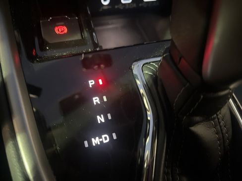 Certified 2025 Subaru Outback Limited XT image 17