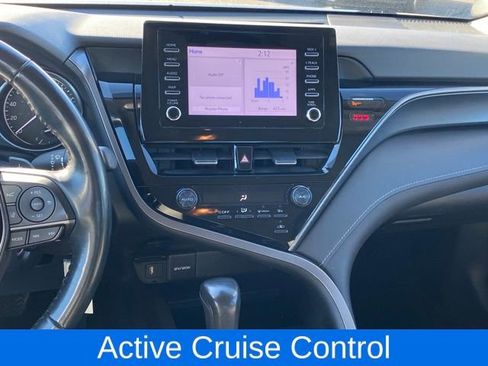 Used 2022 Toyota Camry SE image 9