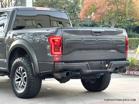 Used 2018 Ford F150 Raptor w/ Equipment Group 802A Luxury image 15