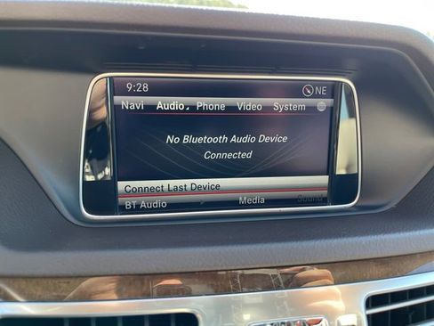 Used 2015 Mercedes-Benz E 350 4MATIC Sedan image 23