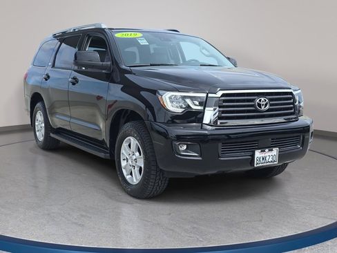 Used 2019 Toyota Sequoia SR5 w/ Premium Package RWD image 4