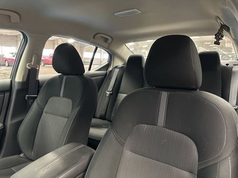 Used 2025 Nissan Sentra SV w/ Trunk Package image 4