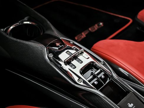 Used 2023 Ferrari SF90 Stradale image 45