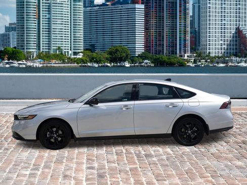 Certified 2025 Honda Accord SE image 9