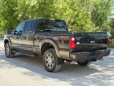 Used 2015 Ford F250 King Ranch w/ FX4 Off-Road Package AWD/4WD image 7