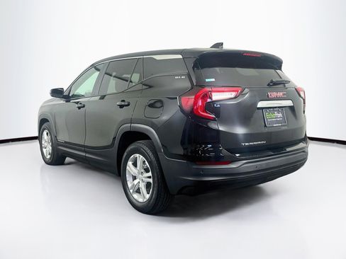 Used 2022 GMC Terrain SLE FWD image 5