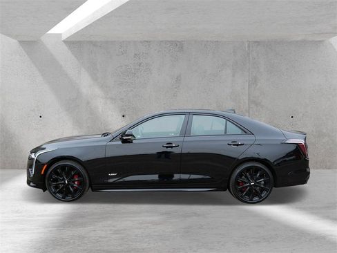 Used 2022 Cadillac CT4 V w/ Navigation Package image 5