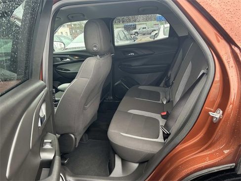 Used 2021 Chevrolet TrailBlazer LT w/ Driver Confidence Package image 12