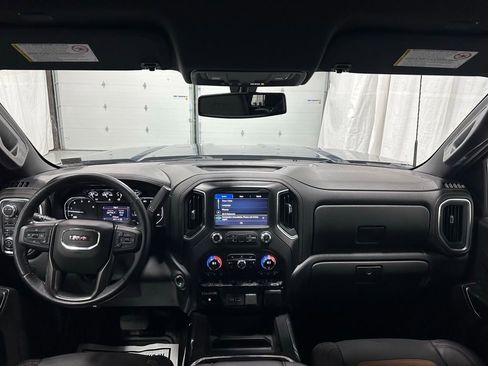 Used 2022 GMC Sierra 2500 AT4 image 37