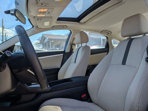 Used 2016 Honda Civic EX-T image 19