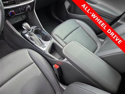 Used 2024 Buick Encore GX Sport Touring image 25