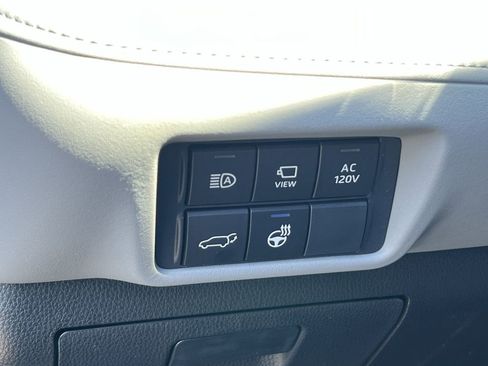 New 2026 Toyota Highlander Platinum AWD/4WD image 23