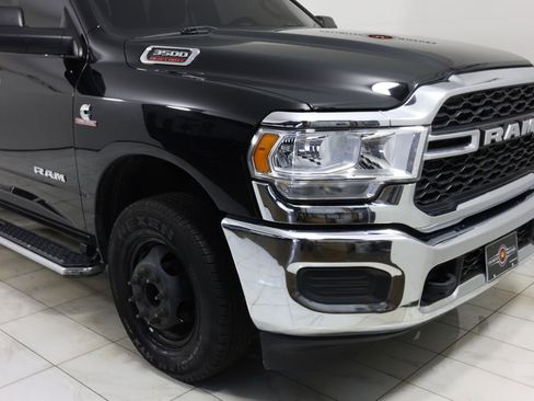 Used 2022 RAM 3500 Tradesman RWD image 37