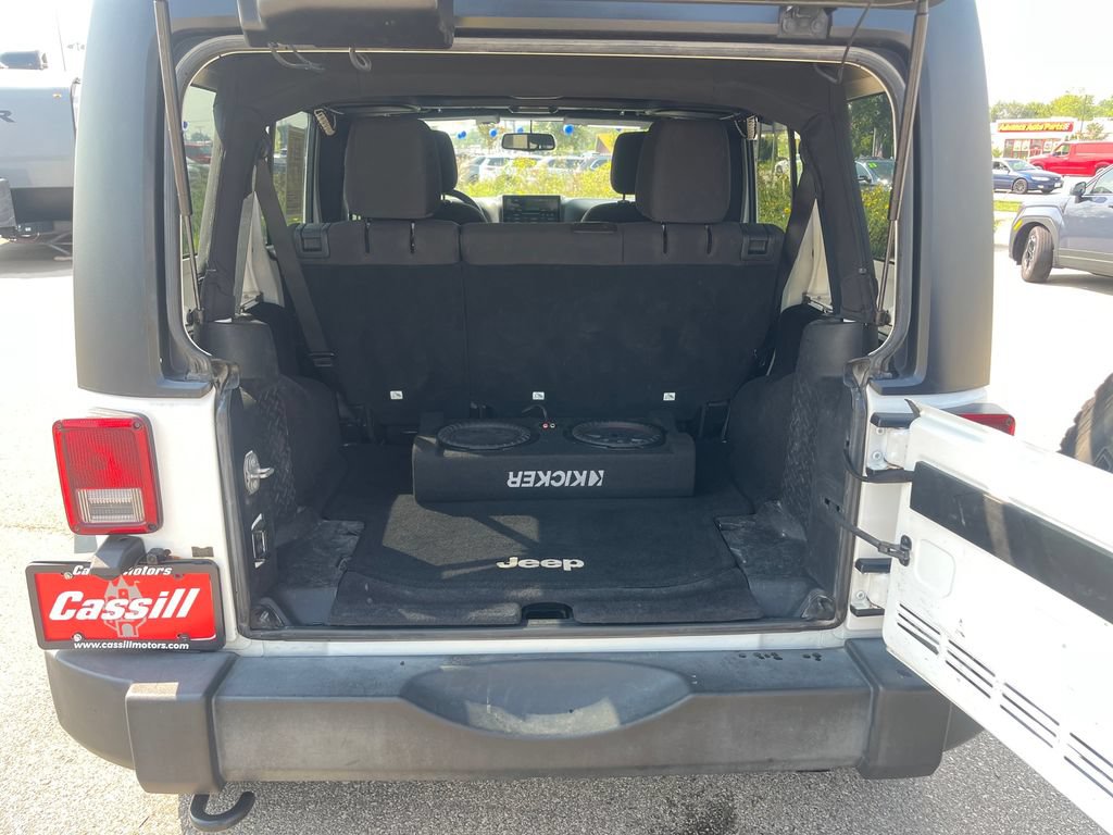 Used 2015 Jeep Wrangler Unlimited Sport w/ Quick Order Package 24S AWD/4WD image 26