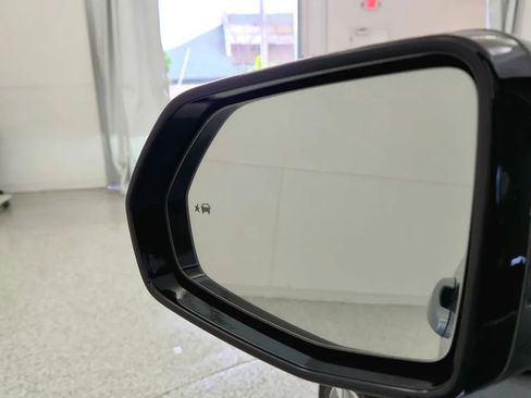 Used 2023 Chevrolet Blazer LT w/ Driver Confidence Package image 24