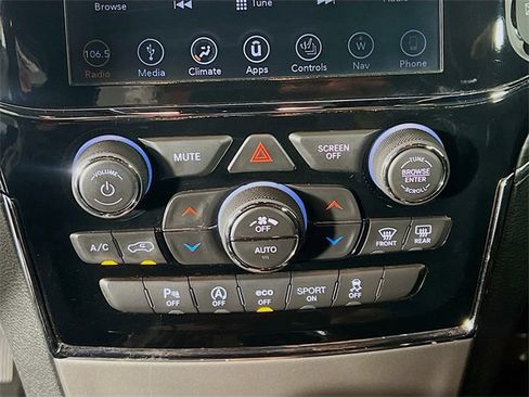 Used 2019 Jeep Grand Cherokee Limited image 22