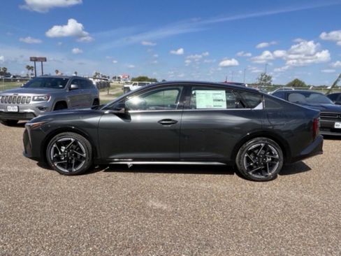 New 2025 Kia K4 GT-Line w/ GT-Line Sunroof Package image 4