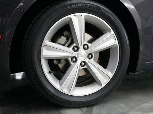 Used 2016 Chevrolet Cruze LT FWD image 15