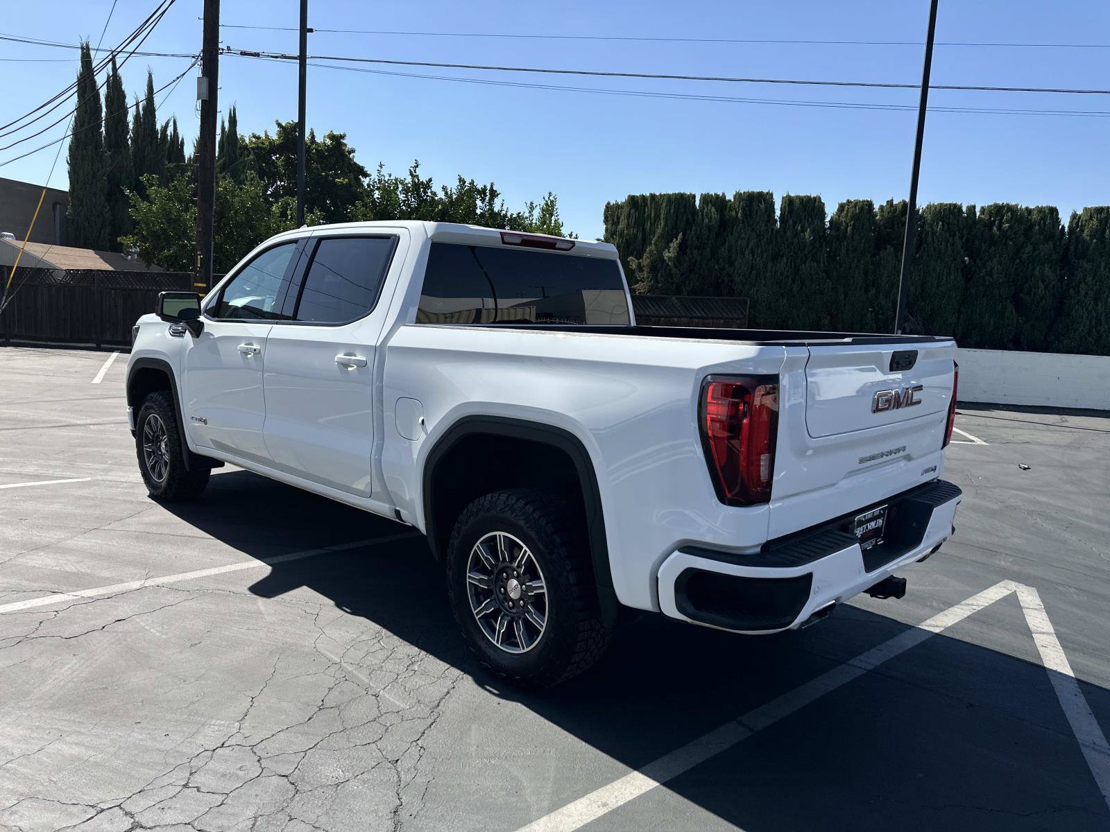 Used 2026 GMC Sierra 1500 AT4 AWD/4WD image 7