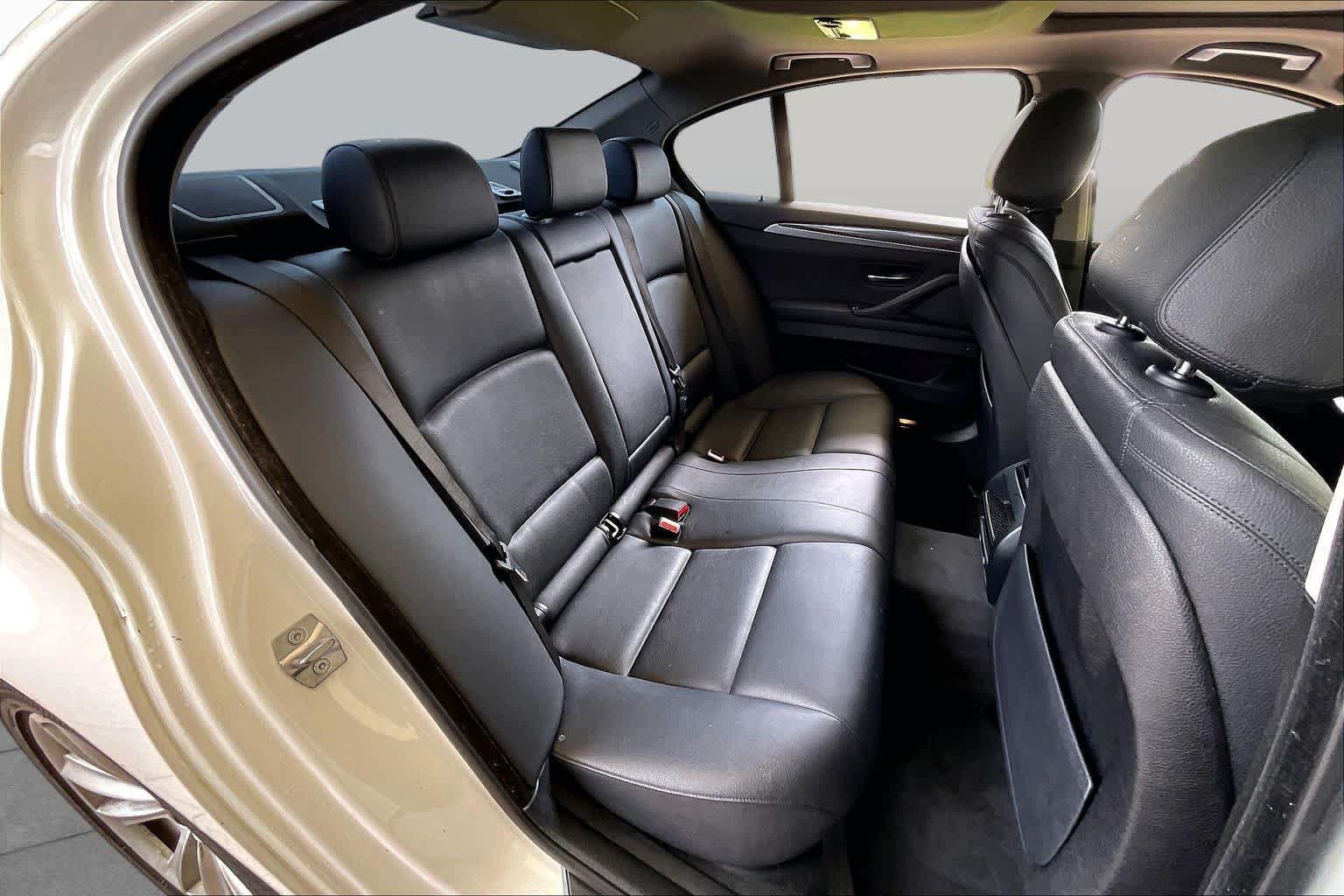Used 2015 BMW 528i Sedan RWD image 17