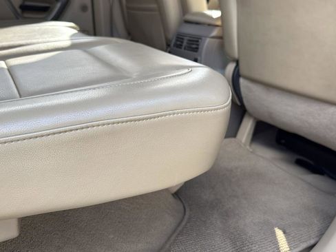 Used 2015 Nissan Armada Platinum image 26