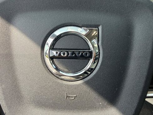 Used 2023 Volvo XC40 B5 Ultimate w/ Protection Package Premier AWD/4WD image 38
