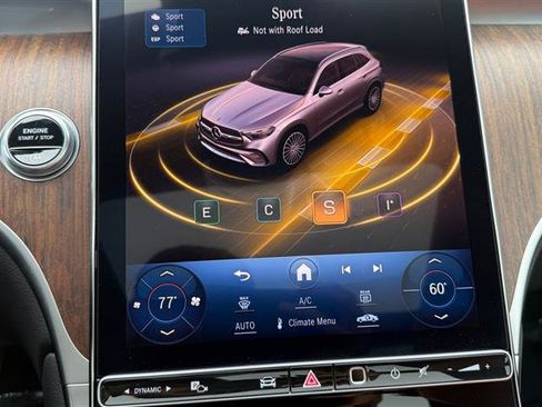 Used 2024 Mercedes-Benz GLC 300 image 38