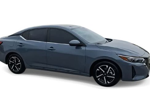 Used 2024 Nissan Sentra SV image 9