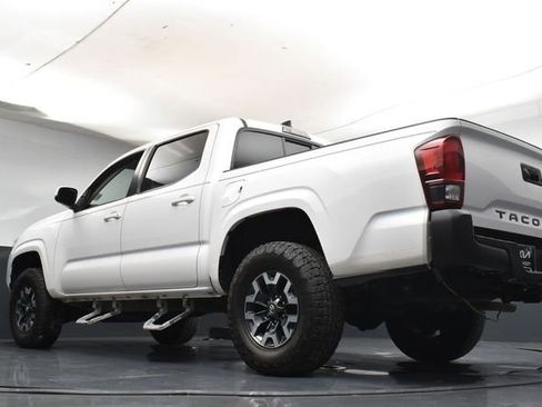 Used 2020 Toyota Tacoma SR w/ SR Convenience Package image 33